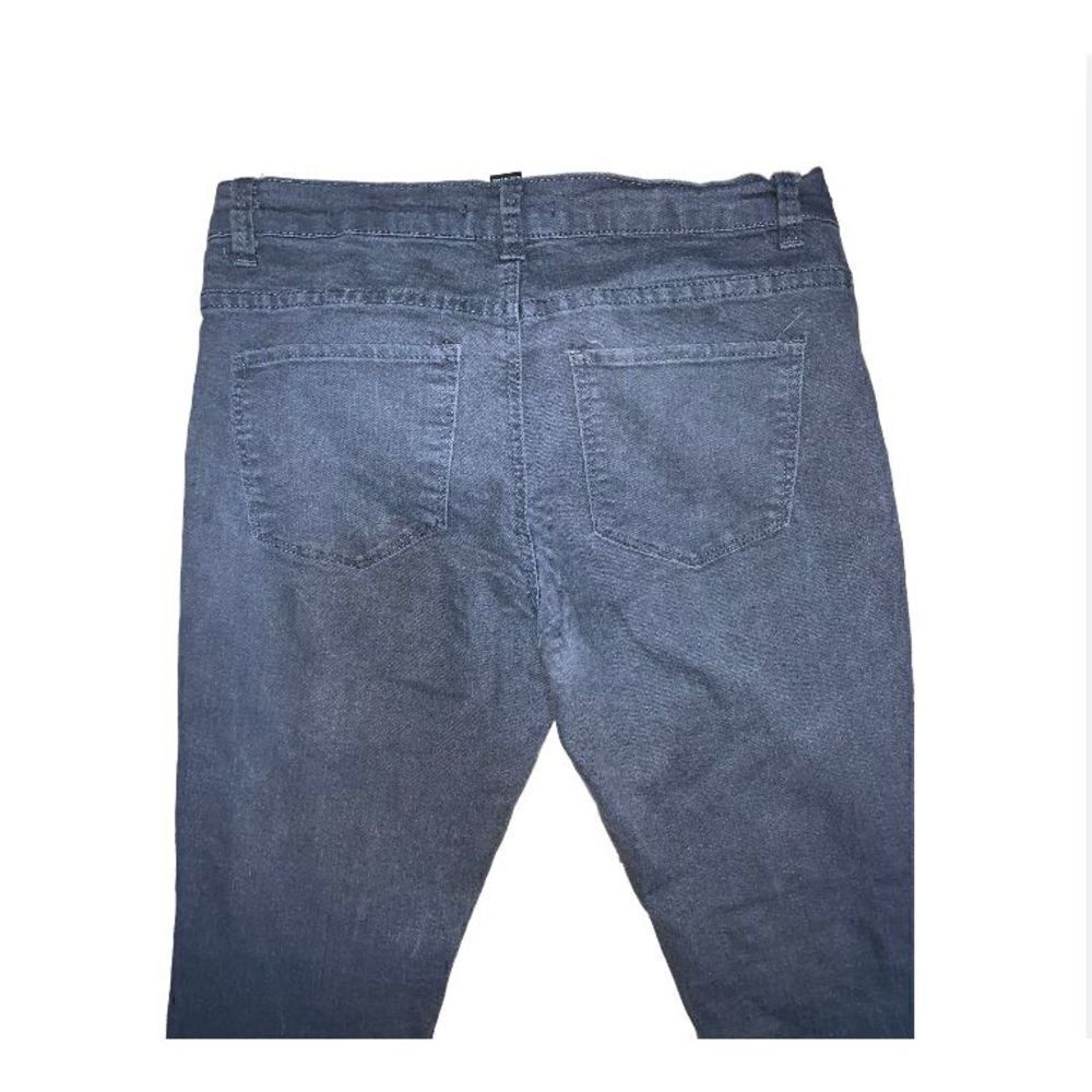 Forever 21 Jeans - Picture 4 of 7